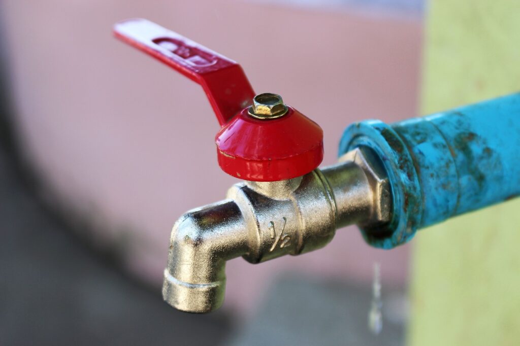 Plumbing in Lake Orion, MI installing new plumbing water tap